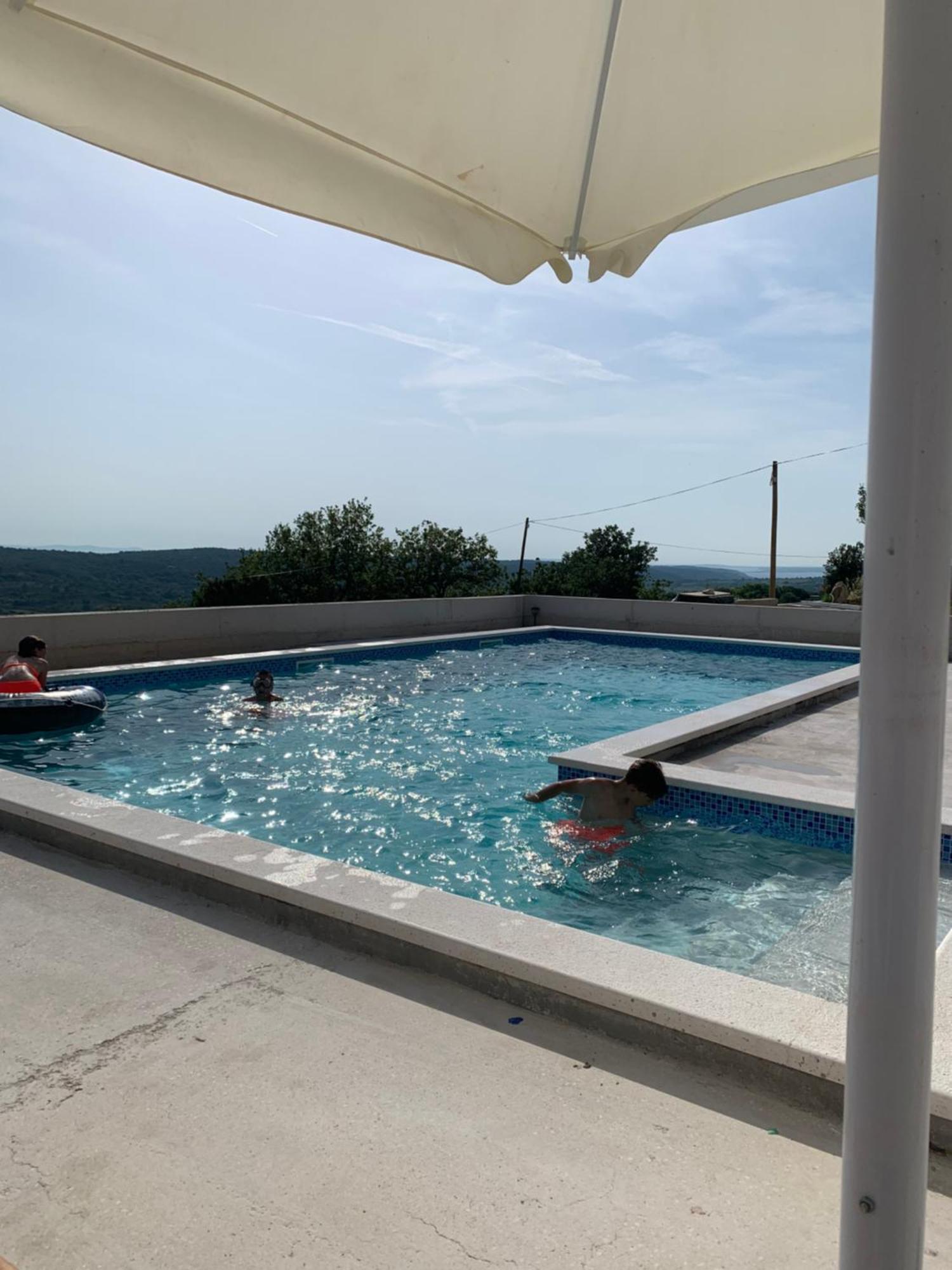 Apartmani Niko 1 Radovin Buitenkant foto