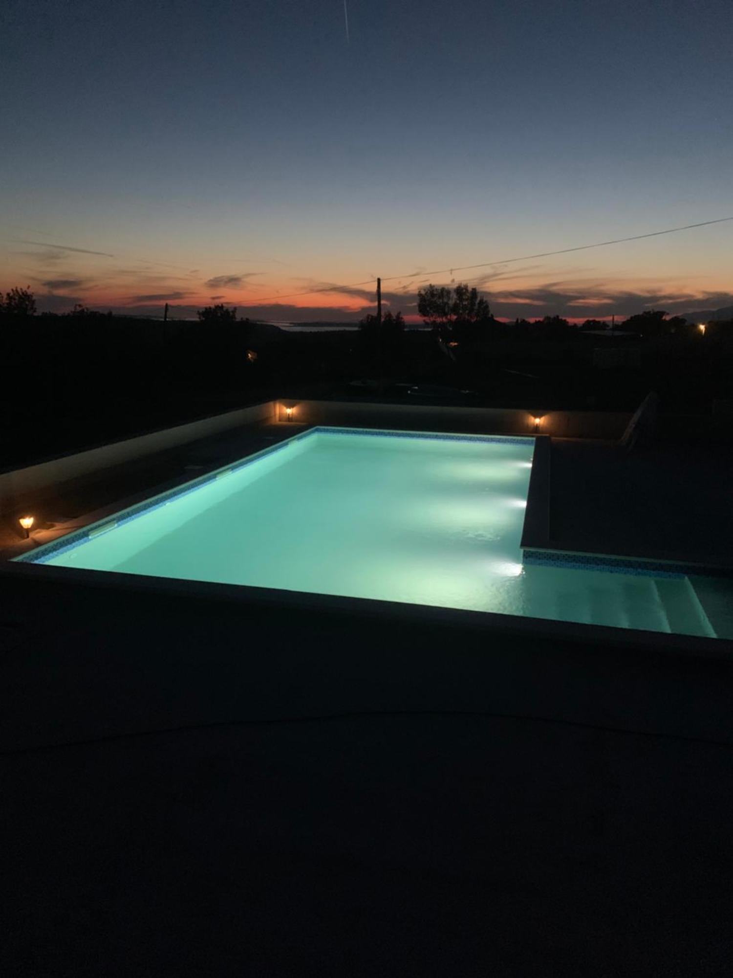 Apartmani Niko 1 Radovin Buitenkant foto