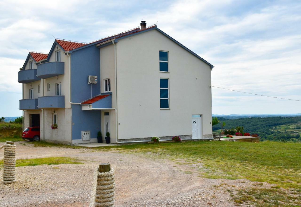 Apartmani Niko 1 Radovin Buitenkant foto